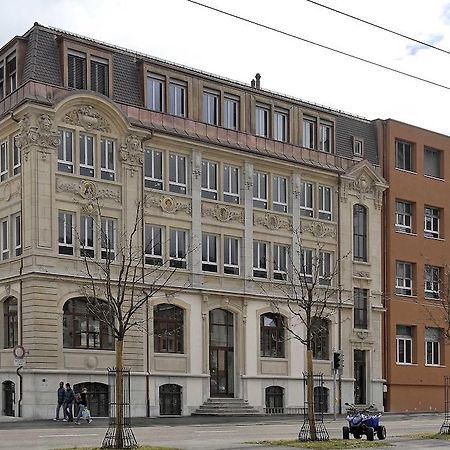 Hebergement Du Pod La Chaux De Fonds Екстер'єр фото